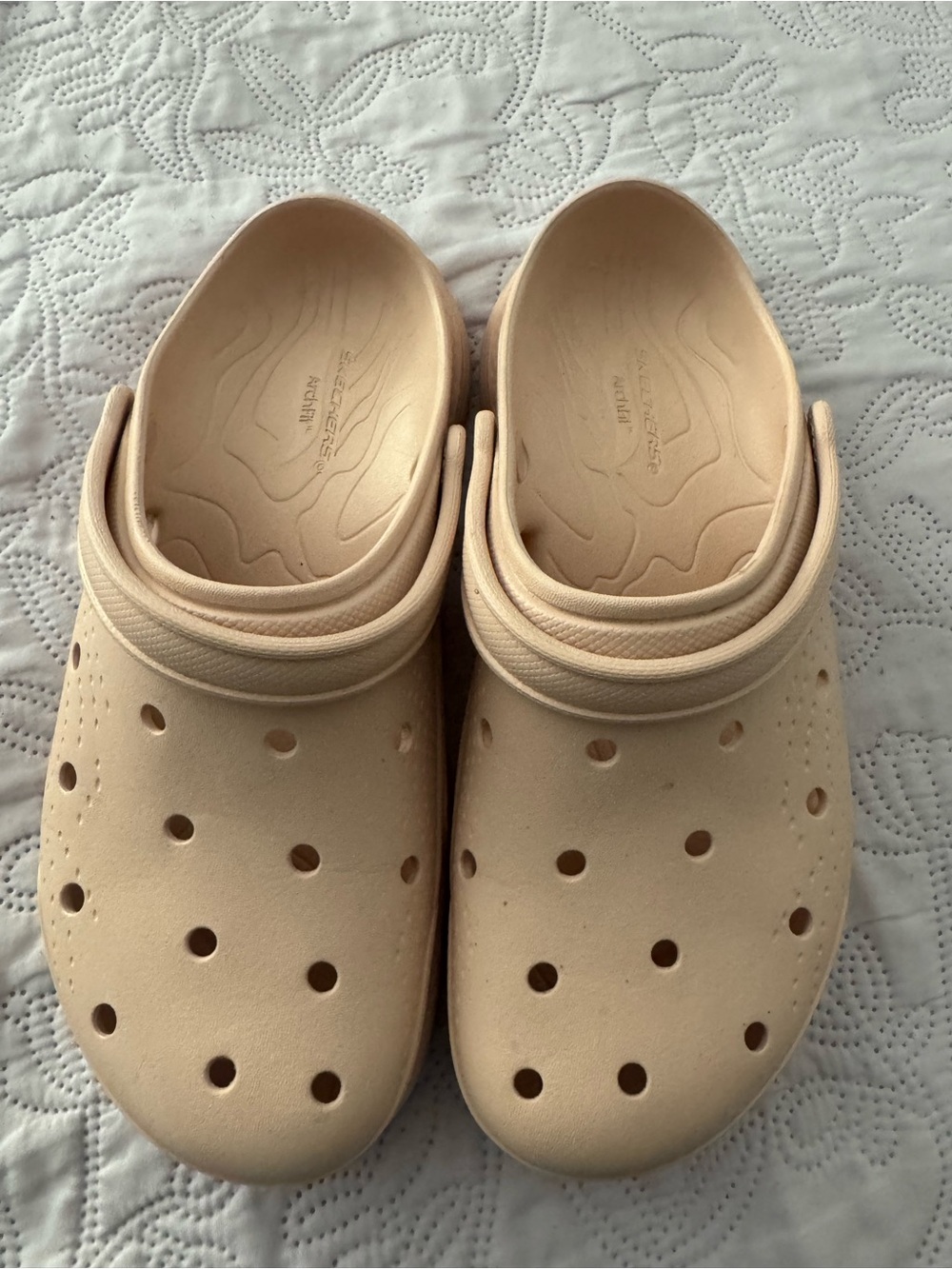 Skechers pink  Slip-On Clog Mules